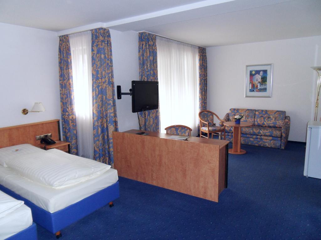 Hotel Stadt Homburg ホンブルク エクステリア 写真